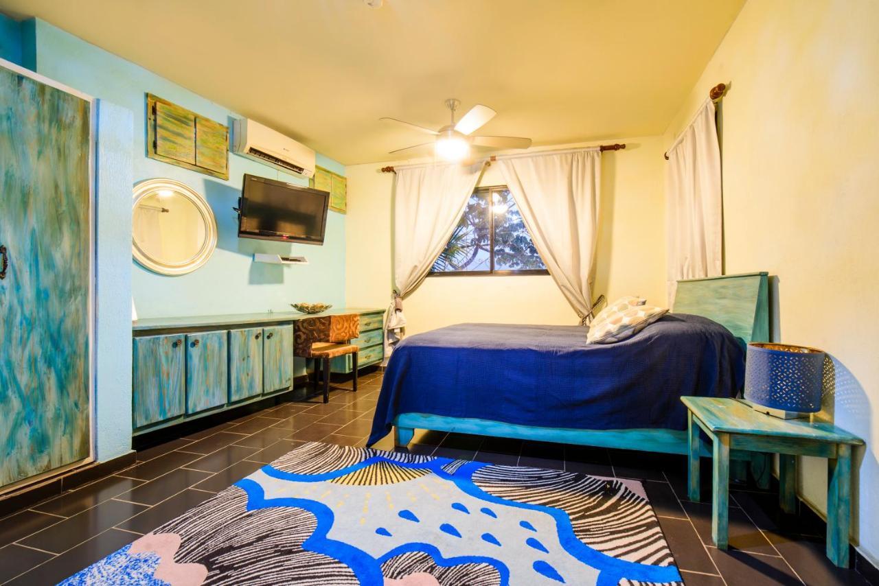 Отель Casa Naemie Санто-Доминго Экстерьер фото